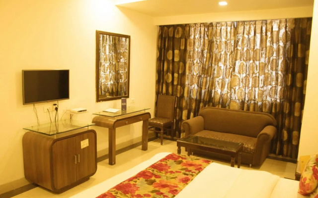 Aay Kay Hotel