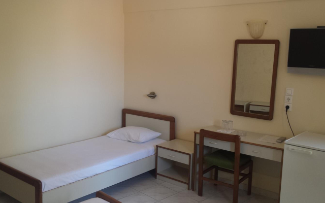 Ionis Hotel