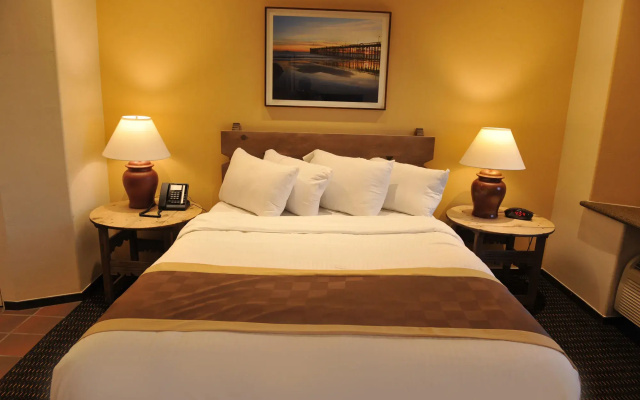 Clocktower Inn Ventura