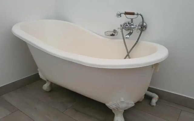 Plett57 - Self Catering - Room No2