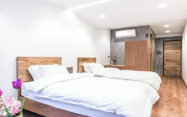 MeroStay 123 9ine Thamel Hotel