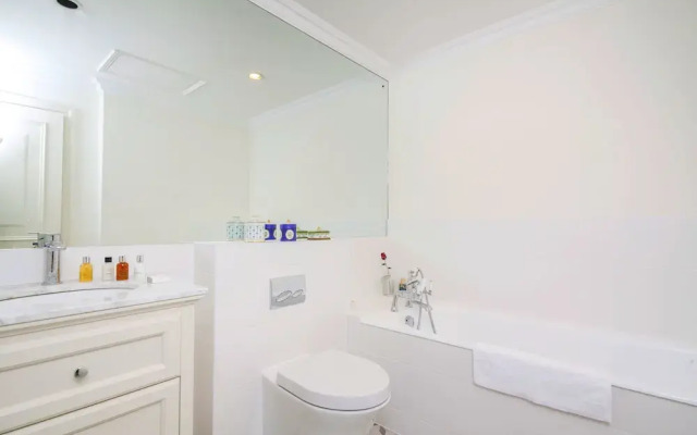 Classic South Kensington Home with Balcony
