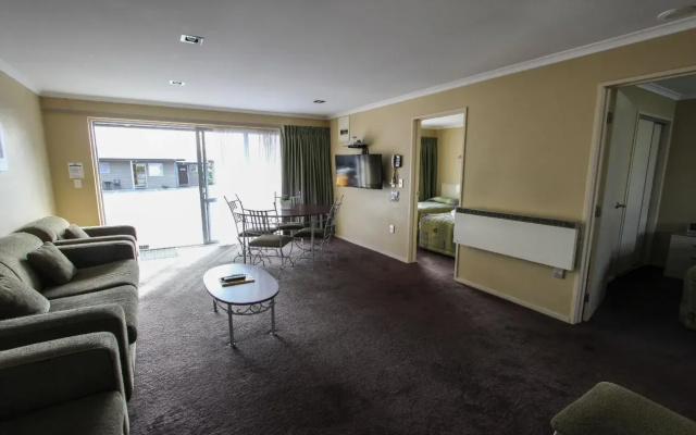 Annabelle Motel