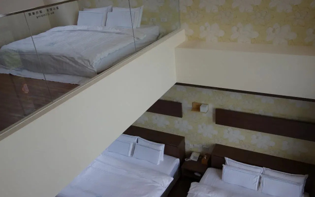 Footprint Inn