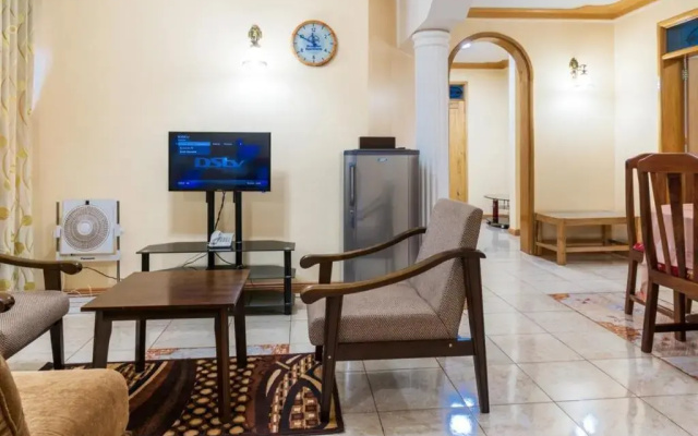 Spacious Apartment in Secure Resort, 4-6 People
