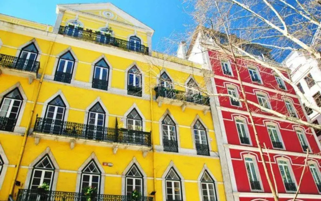 CharmingLoft Lisbon Avenida Large and Stylish Apt