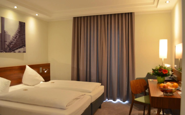 Augusten Hotel
