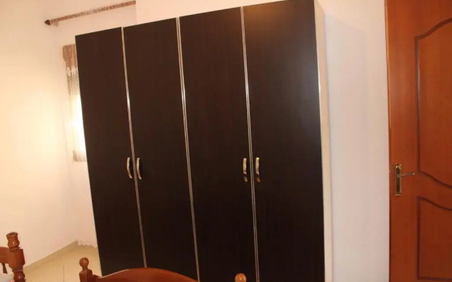 Bledi's Cozy Apartment 2 in New Blvd