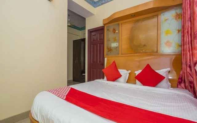New Aishwarya Comforts By OYO Rooms