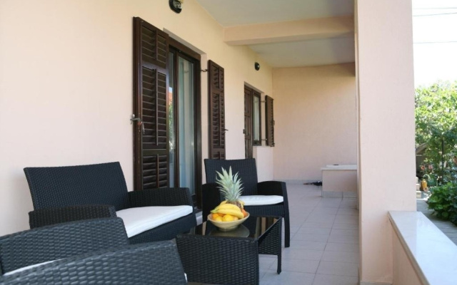 Room Magda - free parking R1 Trogir, Riviera Trogir
