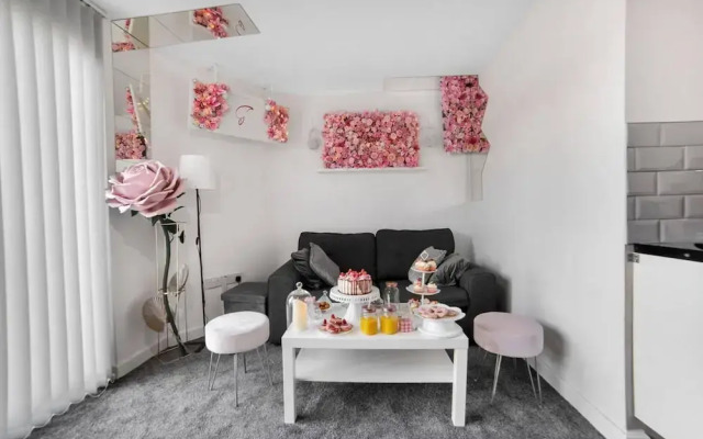 Leicester - Apartment - Sleeps 2 - 97ws