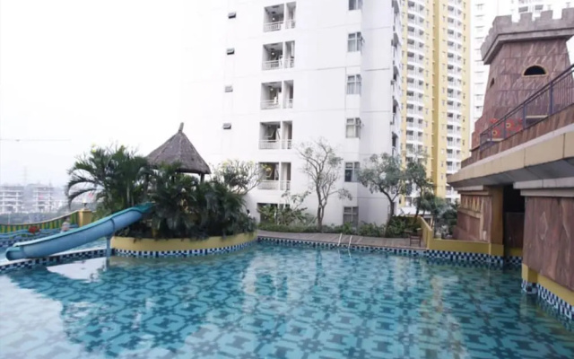 Simply and Cozy Pool View 2BR at Great Western Apartment