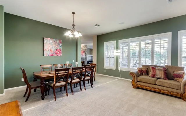 Wildflower 2 4 Bedrooms 2.5 Bathrooms Home