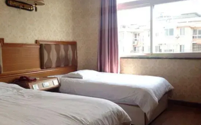Fujun Hotel