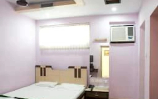 Live In Service Apartment