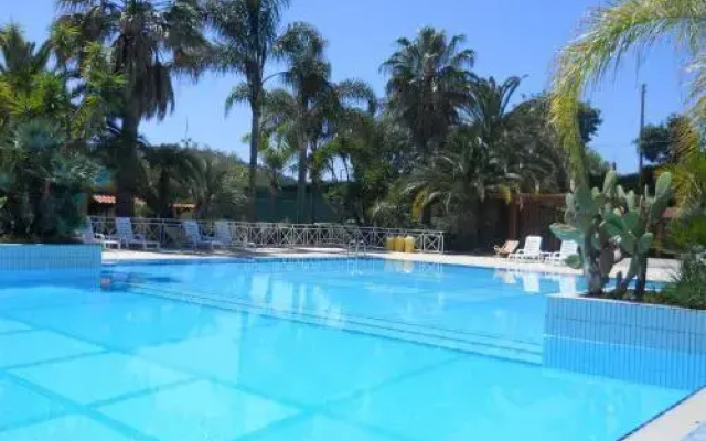 Flat 2 Bedrooms - Centola