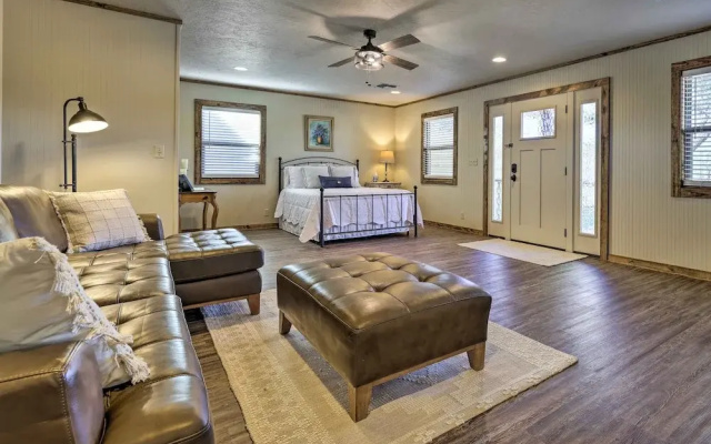 Cozy Fredericksburg Studio Near Wineries!