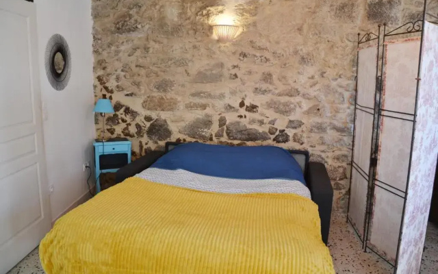 Charmant studio dans le centre historique de Vias