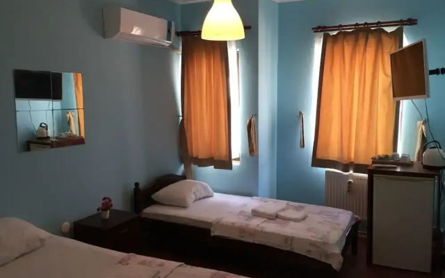 Dionysos Hotel