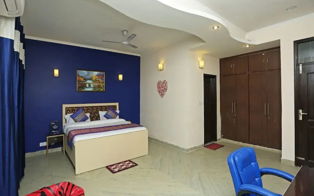 OYO 8438 DSR Residency