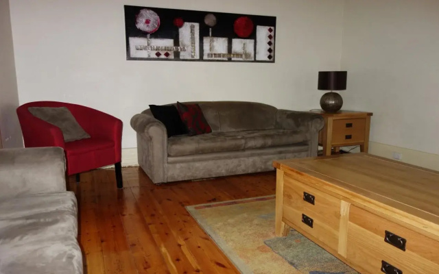 Glenelg Gateway Apartments