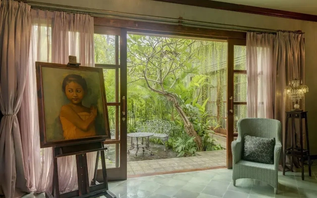 Villa Manis Beachfront
