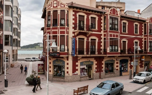 Hosteria Villa de Castro