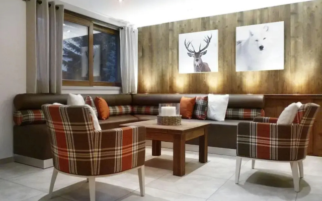 Ferm6 - 6-6p-5chbres-3sdb-120m?-10 / 12pers-valloire