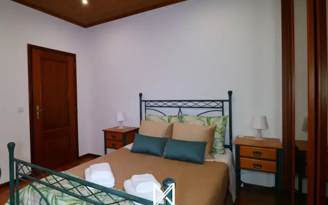 Oliveira Douro House