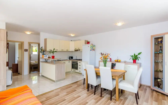 Apartments Maurora