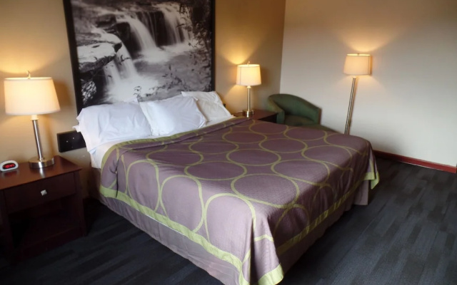 Super 8 By Wyndham Beaver Falls