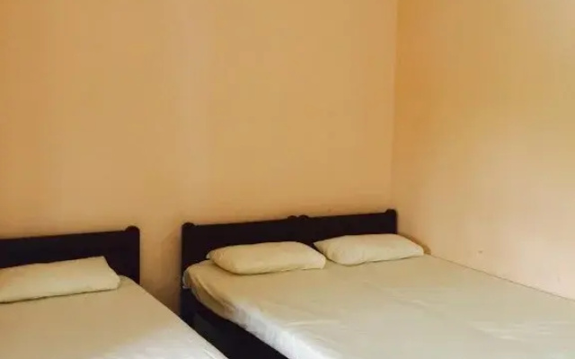 Mega Tourist Home