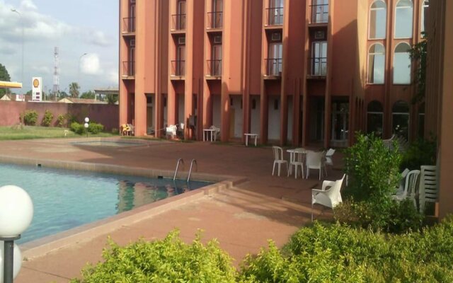 Hôtel Hambol De Katiola in Katiola, Cote d'Ivoire from 98$, photos, reviews - zenhotels.com hotel front