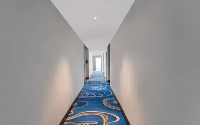 Baisheng Hotel