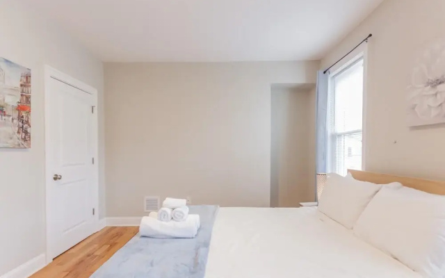 2342 Catharine