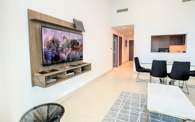 Stunning Apt with Balcony - Dubai Mall access
