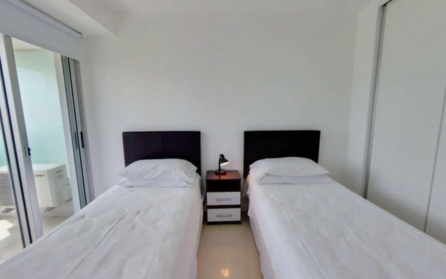Arenas del Mar Apartments