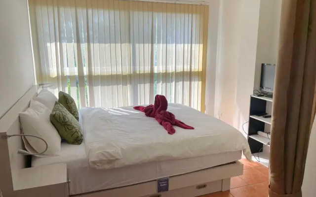 Grandblue condominium 106,302