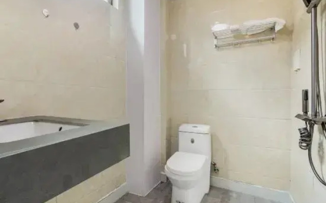 Nanlin Business Hotel (Wenchang Longlou Aerospace City Branch)