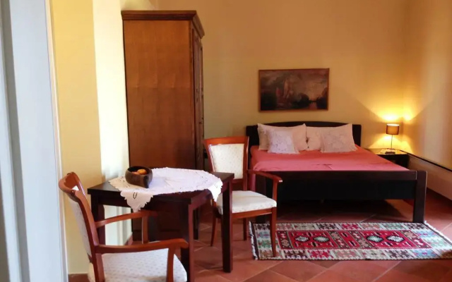 Apartments Nika Volme