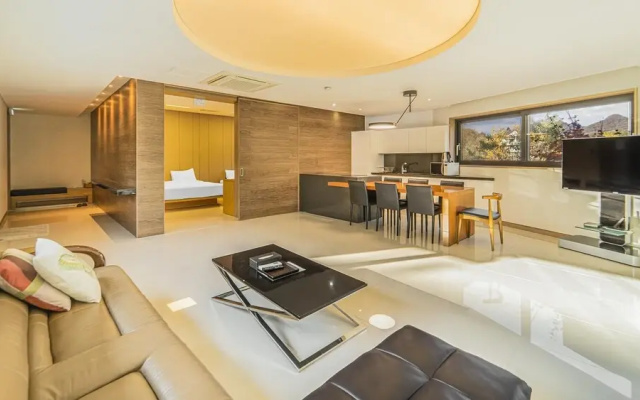 Gapyeong Ethrenresort Pension