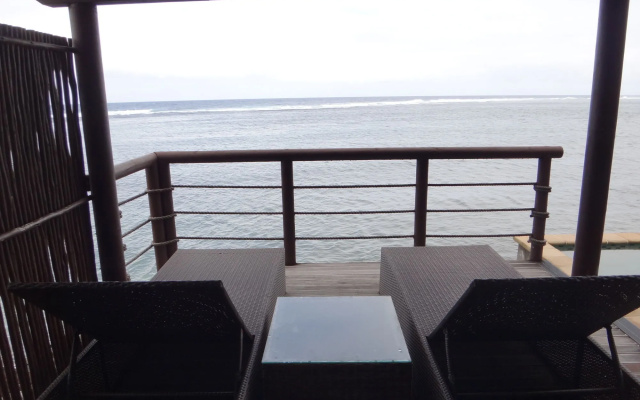 Aga Reef Resort and Spa