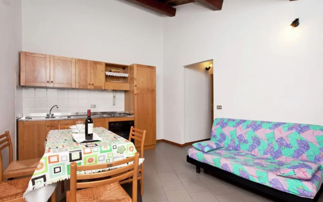 Refreshing Holiday Home With Pool, Garden, Tennis Court, BBQ