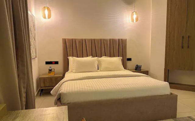 Elysian Hotel