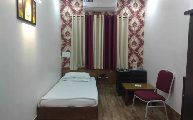 Hotel Sapthagiri Balla