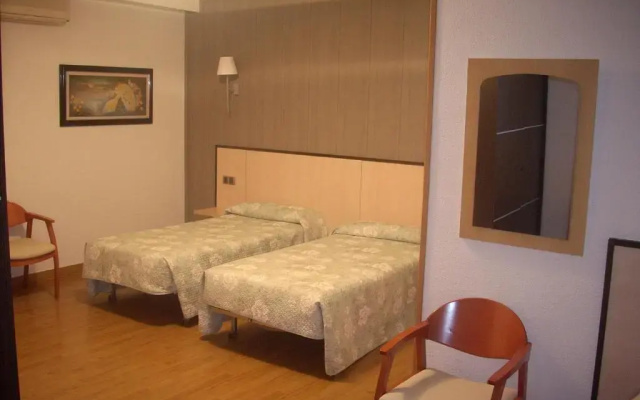 Hotel Corona de Castilla