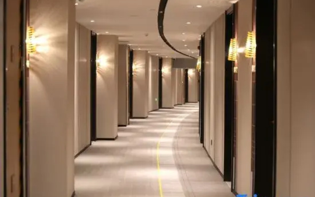 Home Inn Select (Chuxiong Nanhua High-speed Railway Station Hotel)