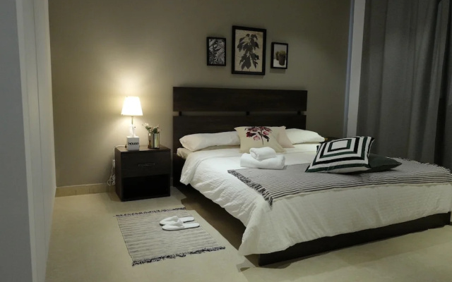 Nakheel Residence by House living