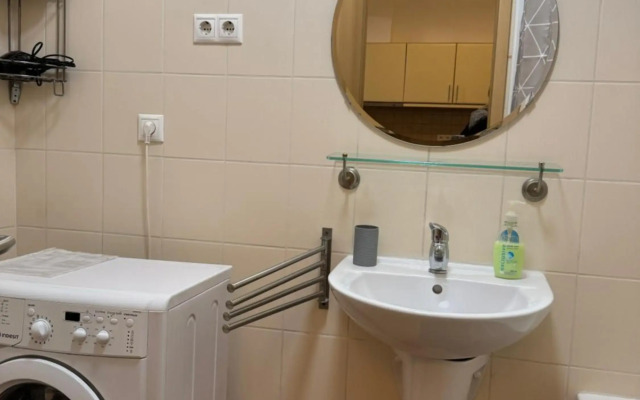 Nice studio for 4 persons, behind Opera house!