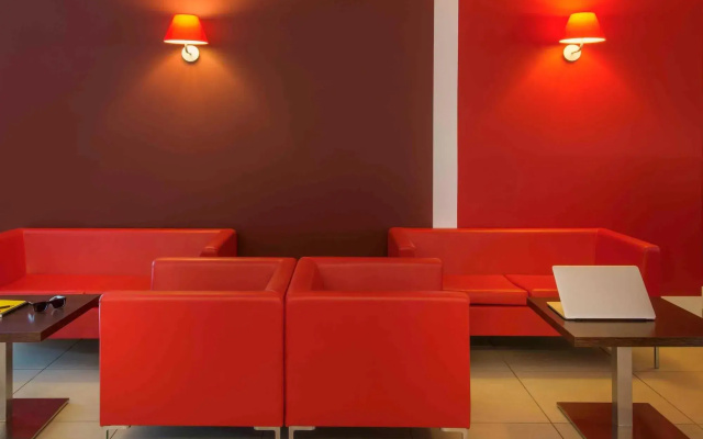 ibis Cholet